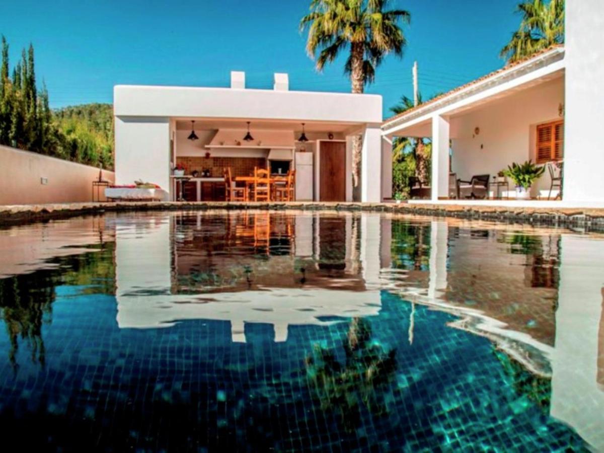 Ideally Located Villa With Pool A Short Drive From Ibiza Town And The Beach Сан-Хосе-де-са-Талая Екстер'єр фото